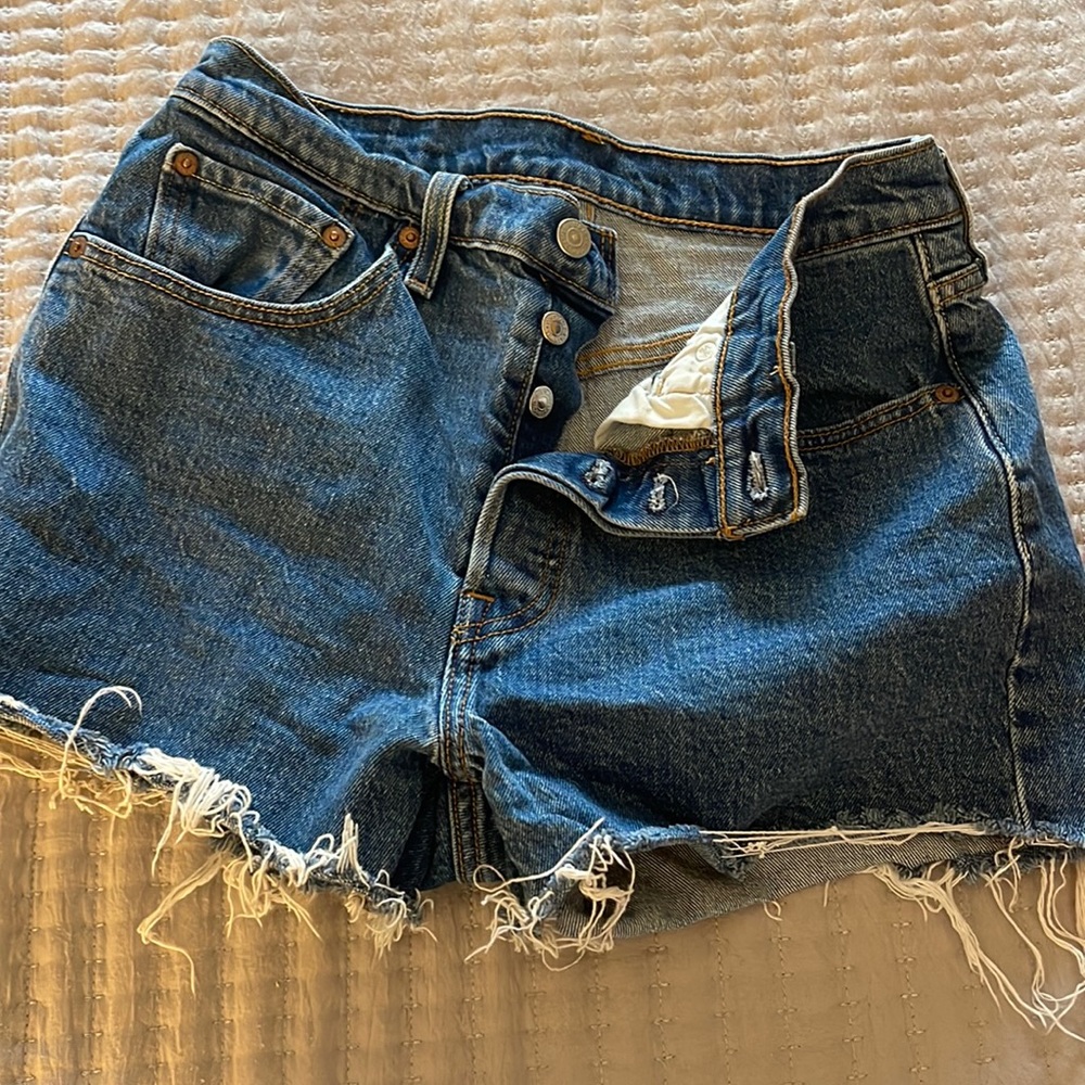 Levi shorts